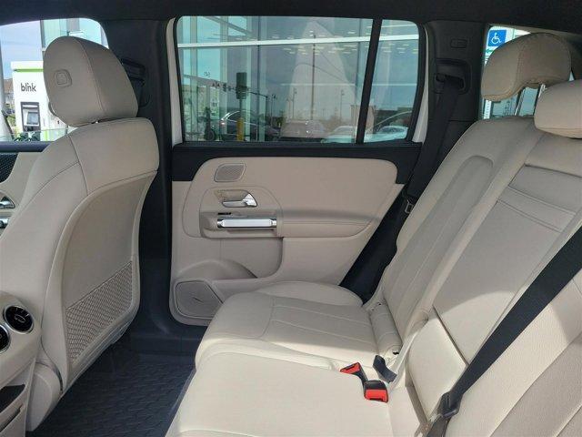 new 2024 Mercedes-Benz GLB 250 car, priced at $42,990