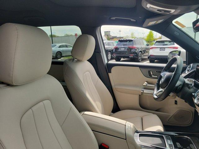 new 2024 Mercedes-Benz GLB 250 car, priced at $42,990