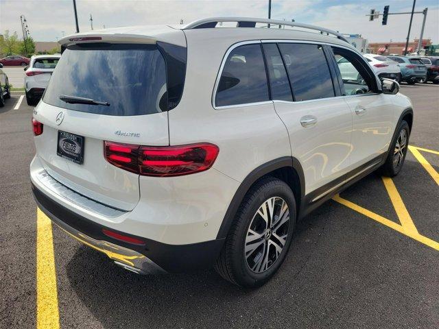 new 2024 Mercedes-Benz GLB 250 car, priced at $42,990