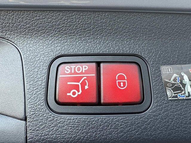 new 2026 Mercedes-Benz GLS 450 car, priced at $99,470