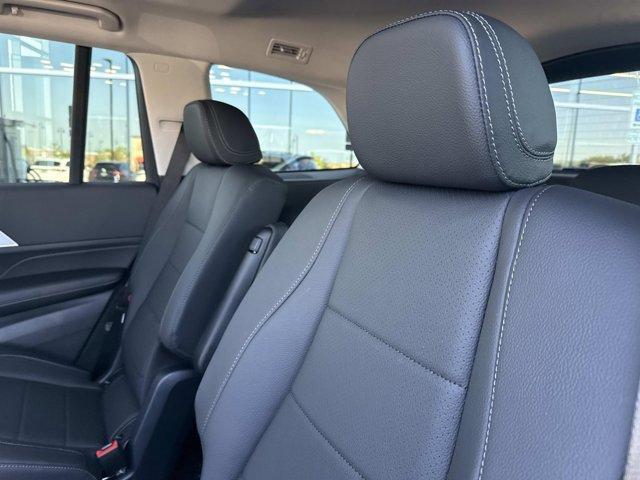 new 2026 Mercedes-Benz GLS 450 car, priced at $99,470