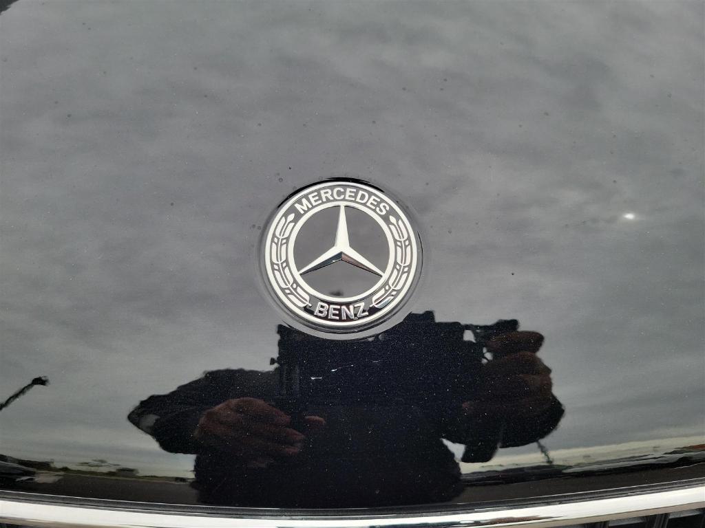 new 2025 Mercedes-Benz GLC 300 car, priced at $58,810