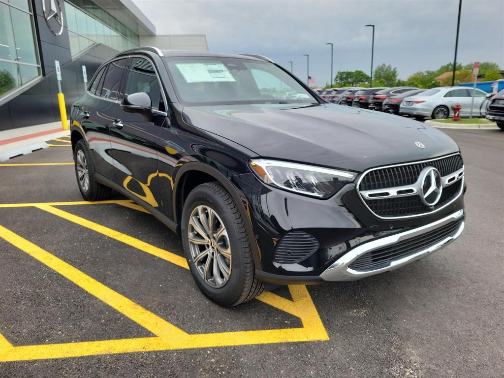 new 2025 Mercedes-Benz GLC 300 car, priced at $58,810
