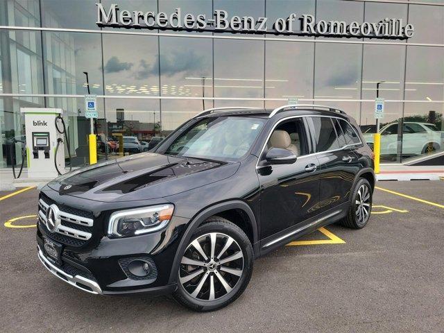 used 2022 Mercedes-Benz GLB 250 car, priced at $29,990