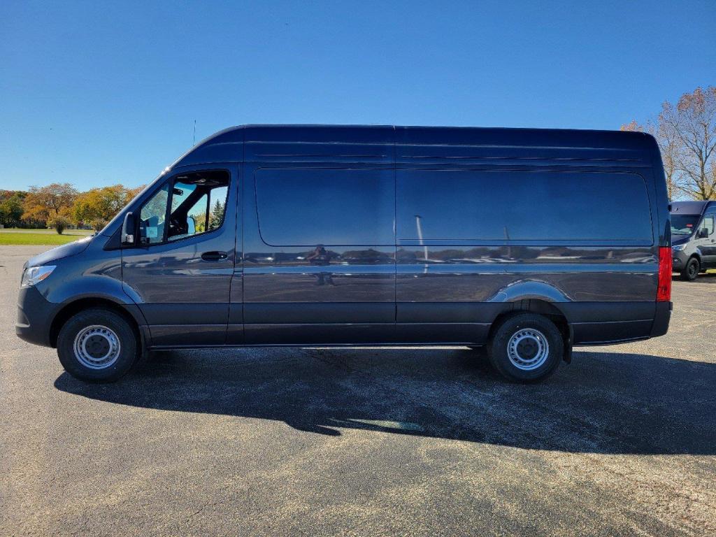 new 2025 Mercedes-Benz Sprinter 2500 car, priced at $63,736