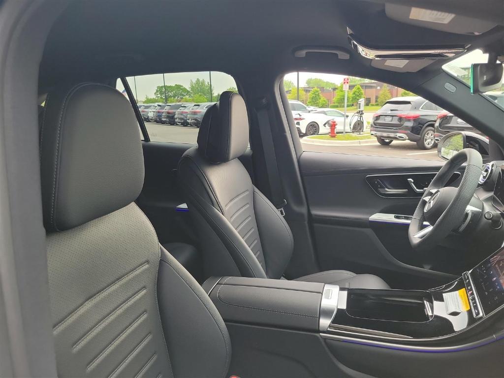 new 2025 Mercedes-Benz GLC 300 car, priced at $58,535
