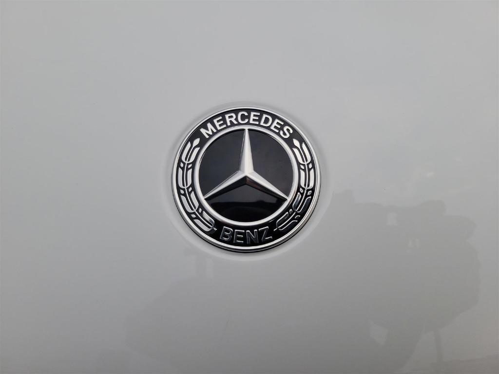 new 2025 Mercedes-Benz GLC 300 car, priced at $58,535
