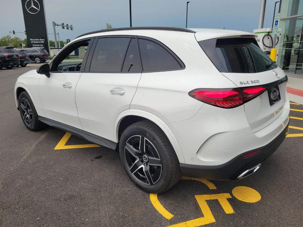 new 2025 Mercedes-Benz GLC 300 car, priced at $58,535