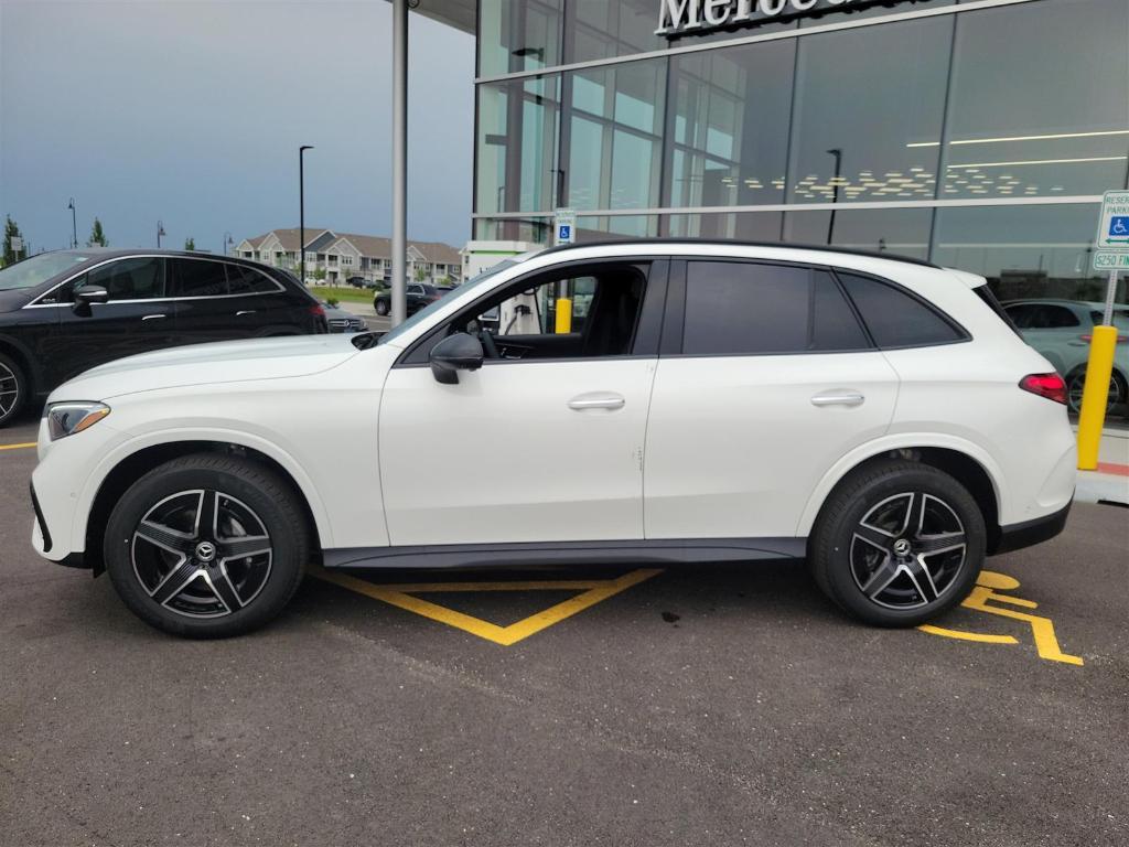new 2025 Mercedes-Benz GLC 300 car, priced at $58,535