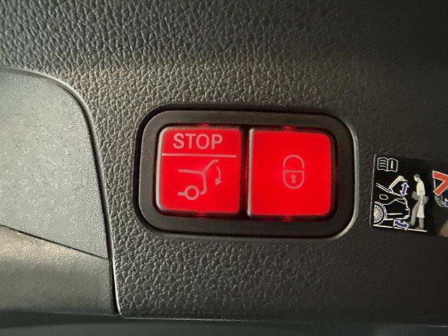 new 2026 Mercedes-Benz GLE 450 car, priced at $79,260