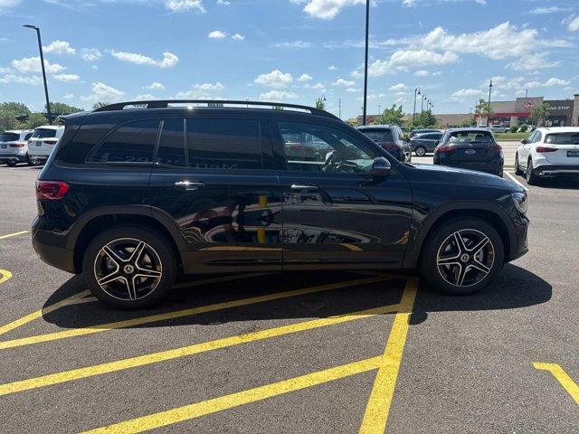 new 2025 Mercedes-Benz GLB 250 car, priced at $54,595