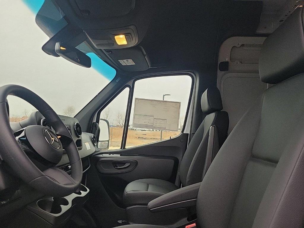 new 2025 Mercedes-Benz Sprinter 2500 car, priced at $58,812