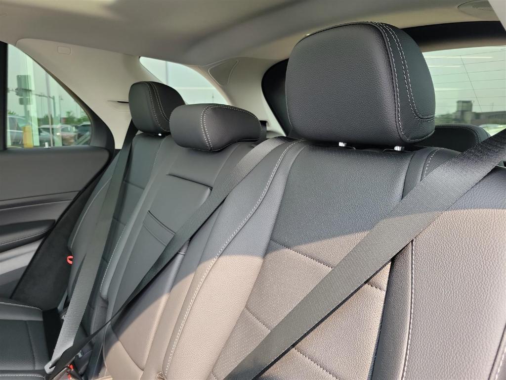 new 2025 Mercedes-Benz GLE 350 car, priced at $74,155