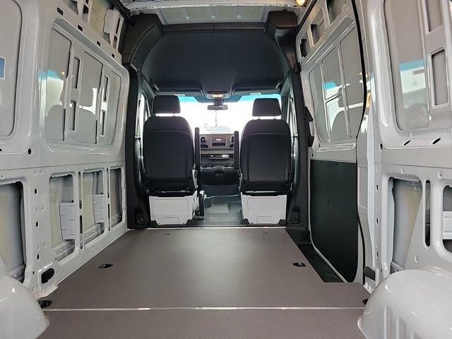 new 2025 Mercedes-Benz Sprinter 2500 car, priced at $61,347