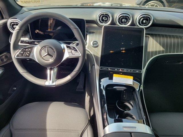 new 2025 Mercedes-Benz GLC 300 car, priced at $56,585