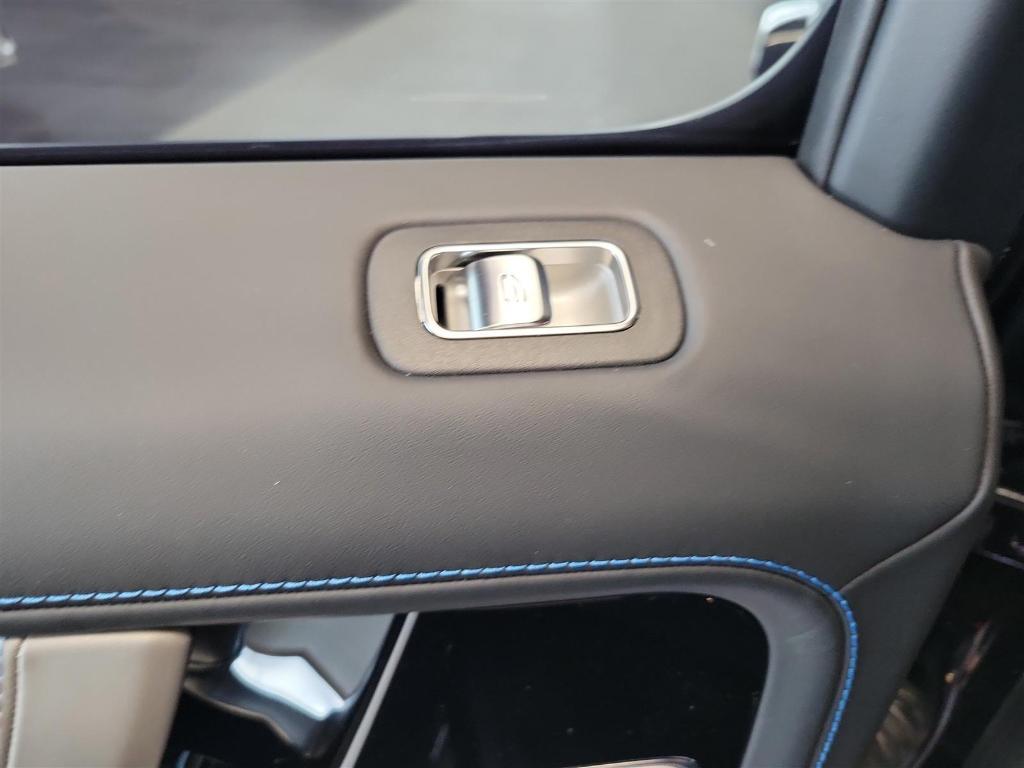 new 2025 Mercedes-Benz G-Class car, priced at $182,500