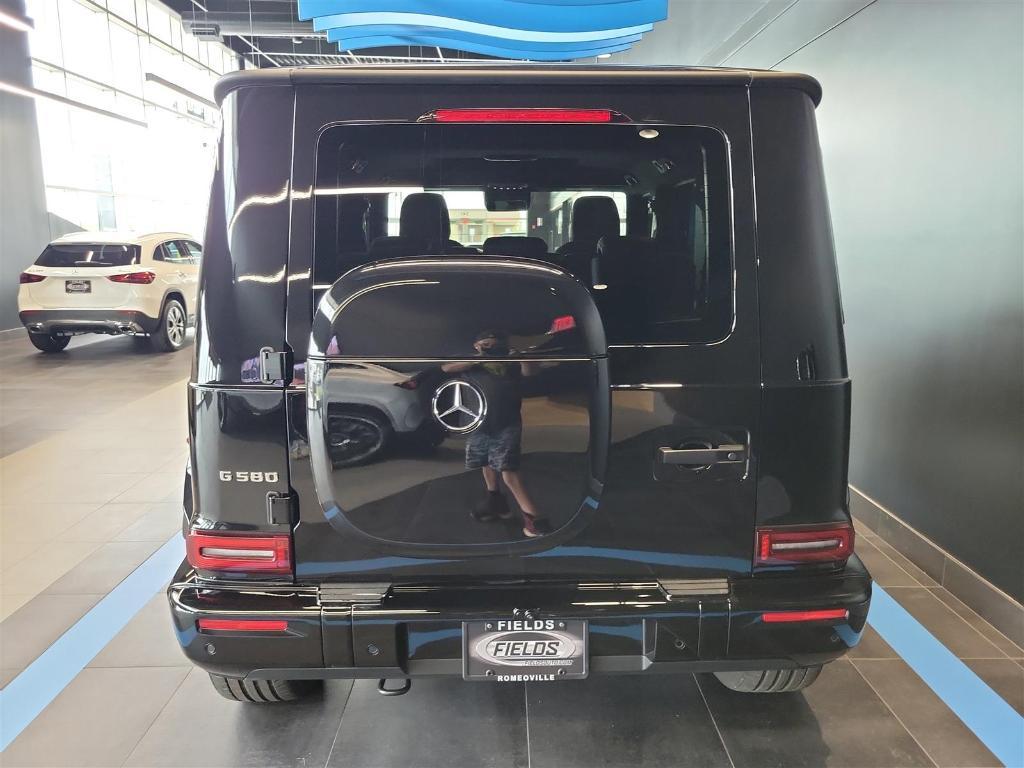 new 2025 Mercedes-Benz G-Class car, priced at $182,500