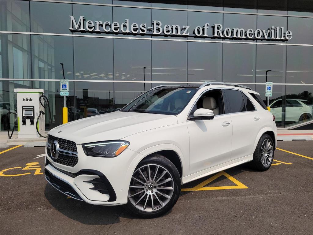 used 2024 Mercedes-Benz GLE 450 car, priced at $65,990