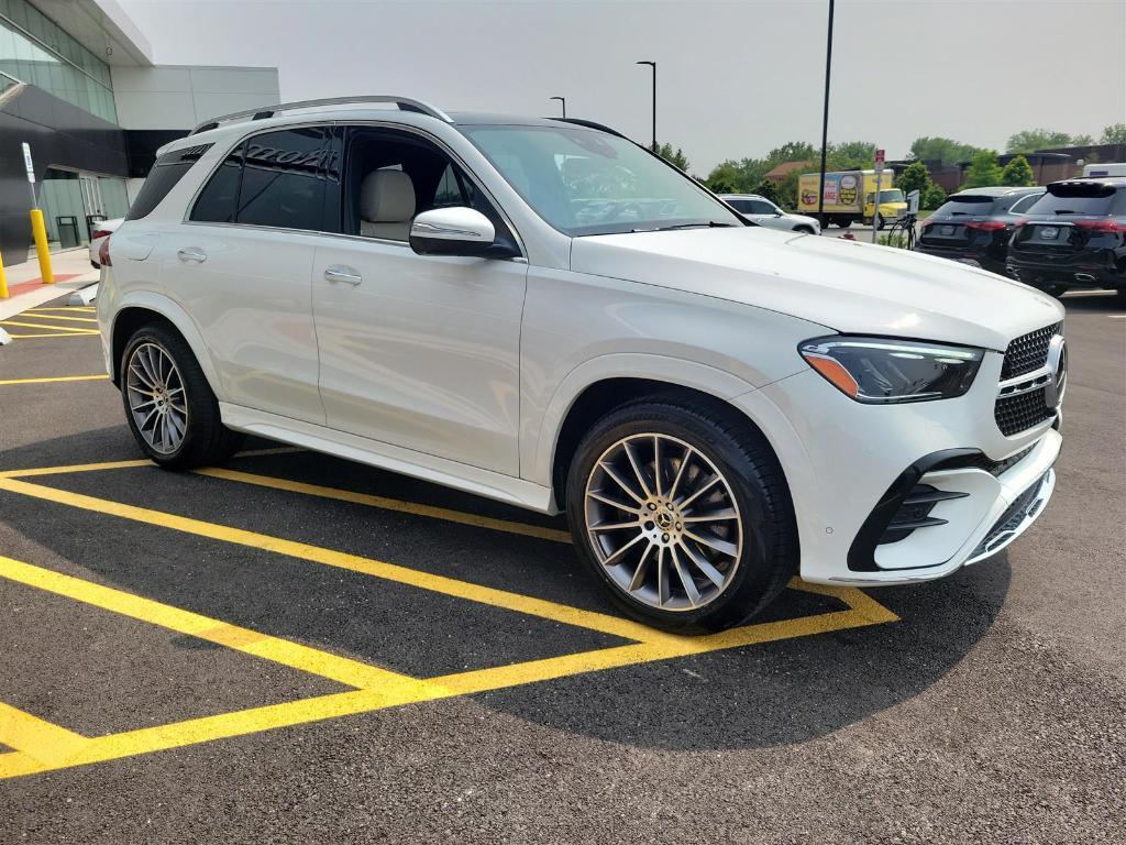 used 2024 Mercedes-Benz GLE 450 car, priced at $63,990