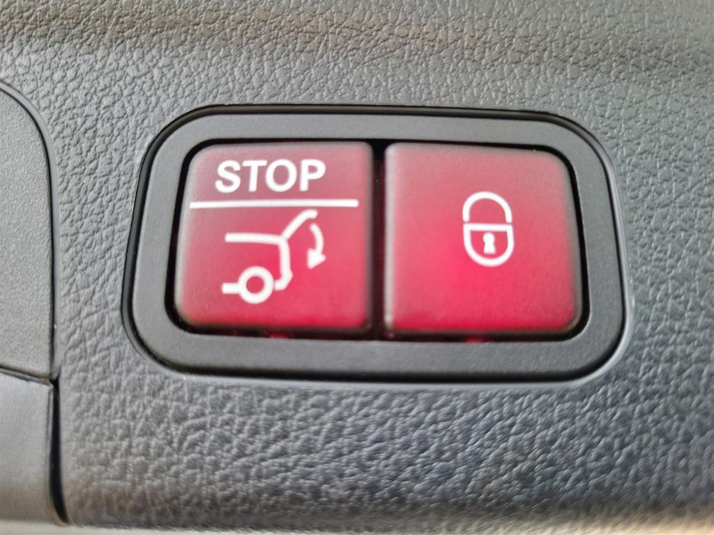 used 2024 Mercedes-Benz GLE 450 car, priced at $63,990