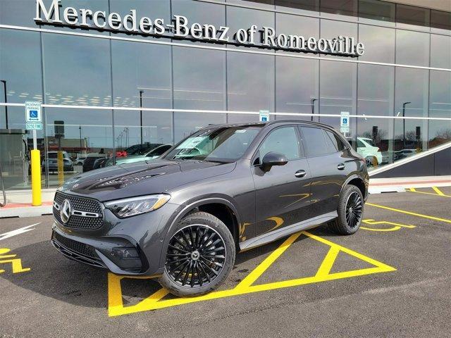 new 2025 Mercedes-Benz GLC 300 car, priced at $62,555