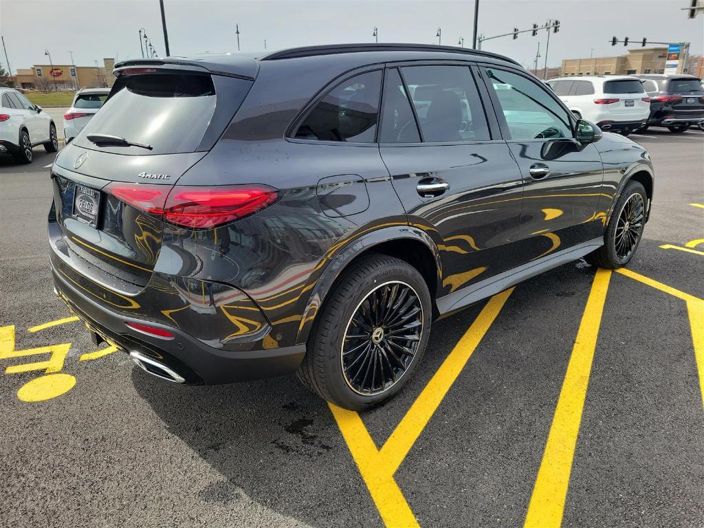 new 2025 Mercedes-Benz GLC 300 car, priced at $62,555