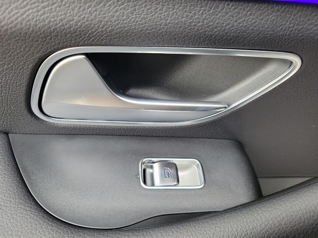 new 2025 Mercedes-Benz GLS 450 car, priced at $97,580