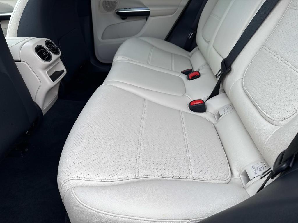 used 2024 Mercedes-Benz GLC 300 car, priced at $44,990