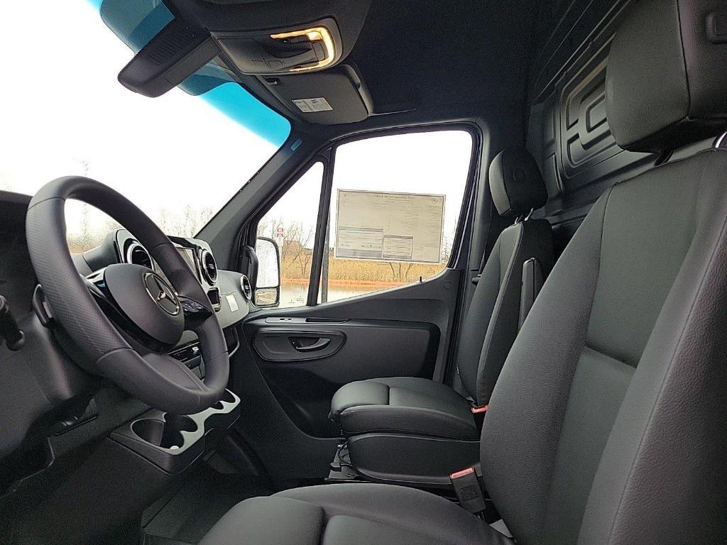 new 2025 Mercedes-Benz Sprinter 2500 car, priced at $67,540