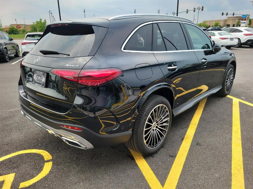 new 2025 Mercedes-Benz GLC 300 car, priced at $61,995
