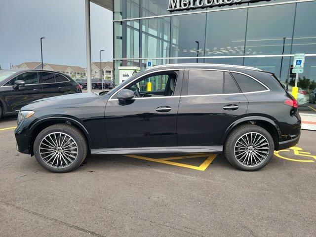 new 2025 Mercedes-Benz GLC 300 car, priced at $61,995