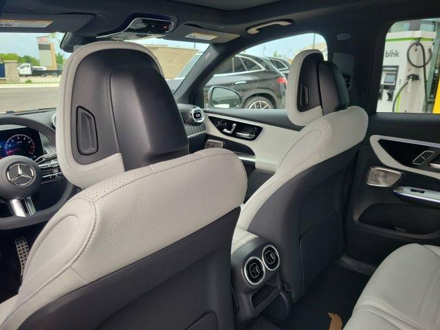 new 2025 Mercedes-Benz GLC 300 car, priced at $61,995