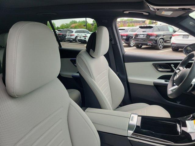 new 2025 Mercedes-Benz GLC 300 car, priced at $61,995
