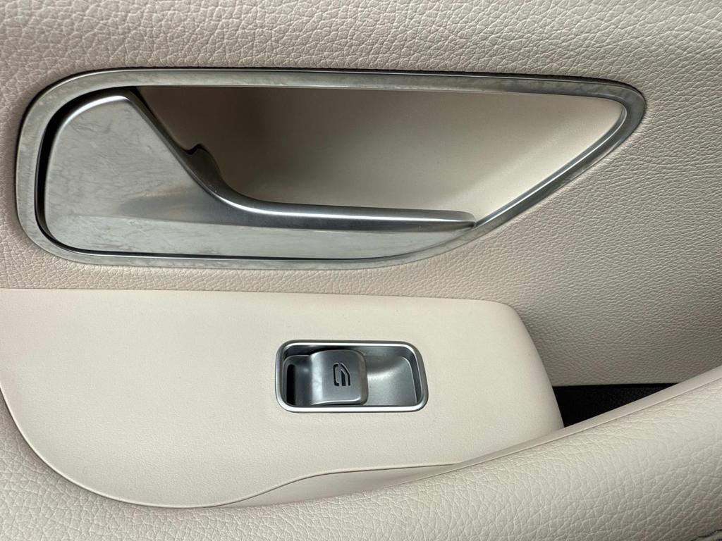 new 2024 Mercedes-Benz GLS 450 car, priced at $85,990