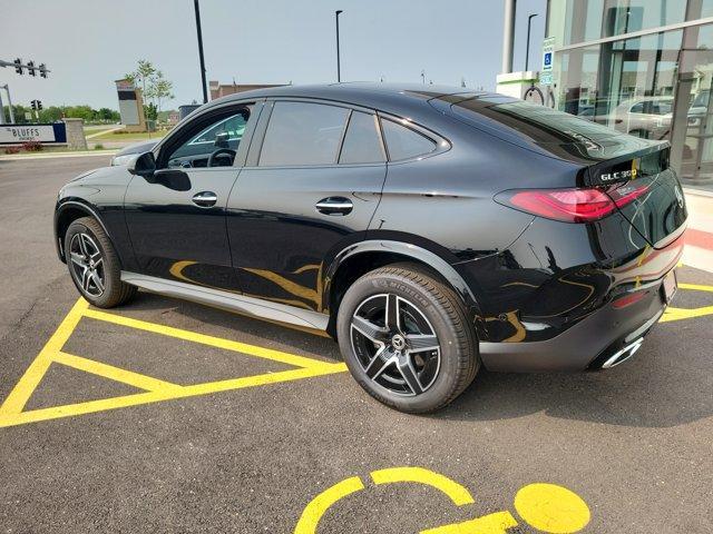new 2025 Mercedes-Benz GLC 300 car, priced at $67,205