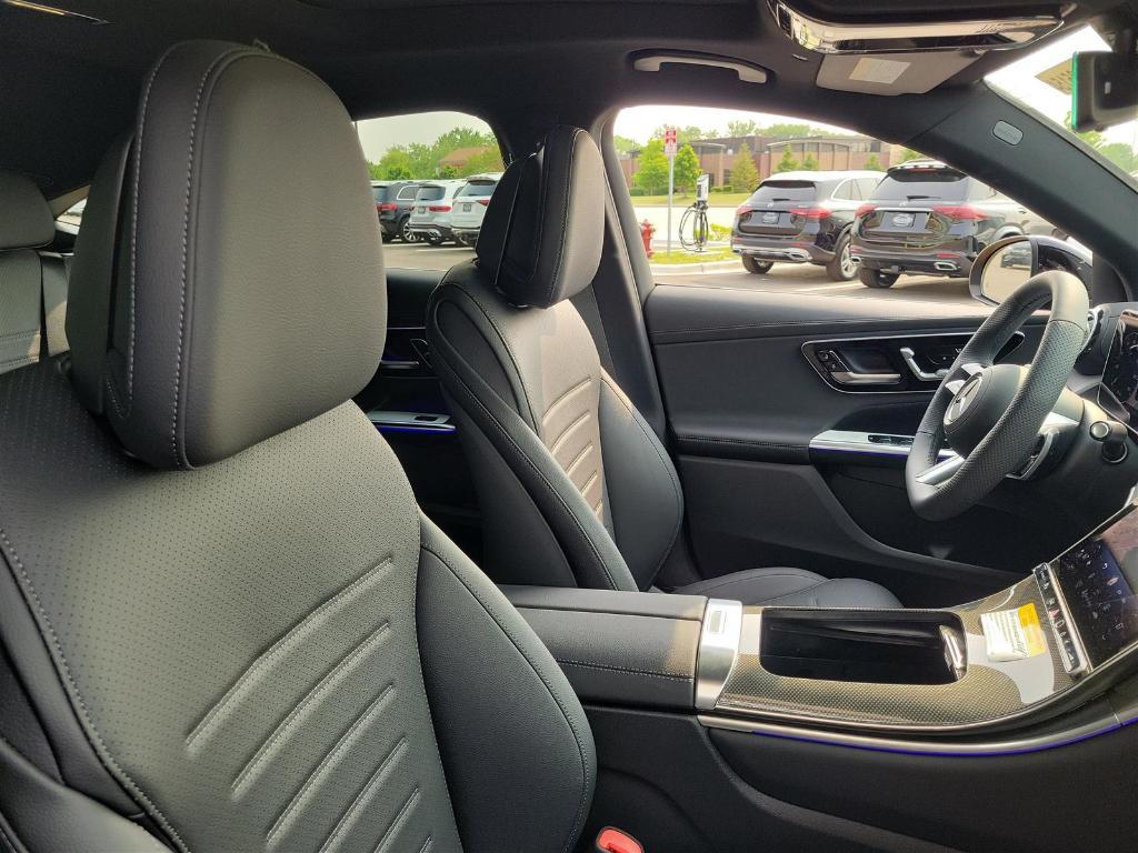 new 2025 Mercedes-Benz GLC 300 car, priced at $67,205