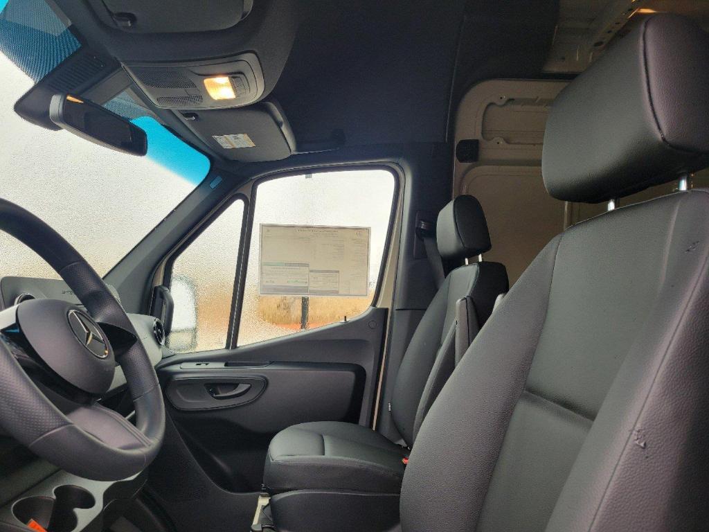 new 2025 Mercedes-Benz Sprinter 2500 car, priced at $66,014