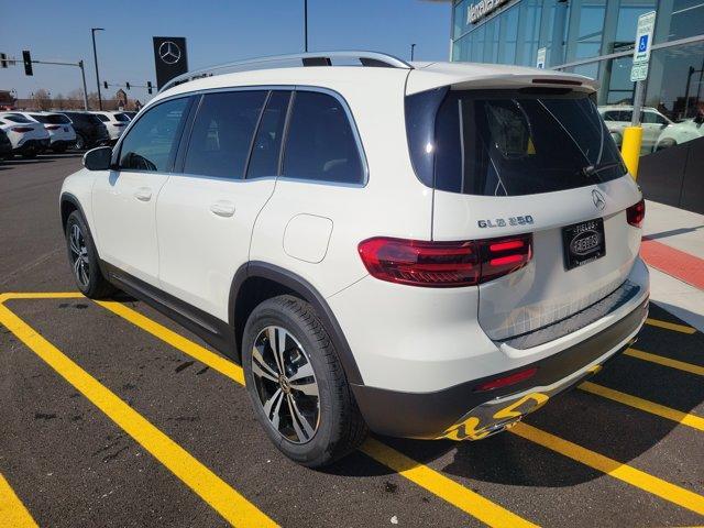 new 2025 Mercedes-Benz GLB 250 car, priced at $46,550