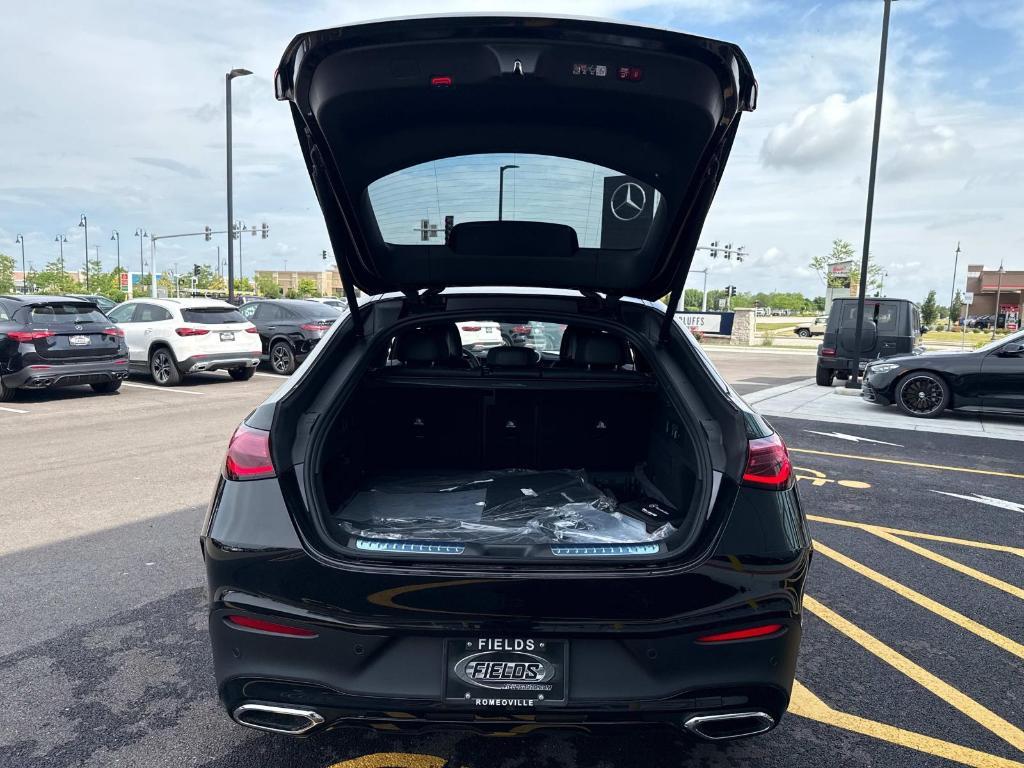 new 2025 Mercedes-Benz GLC 300 car, priced at $71,055
