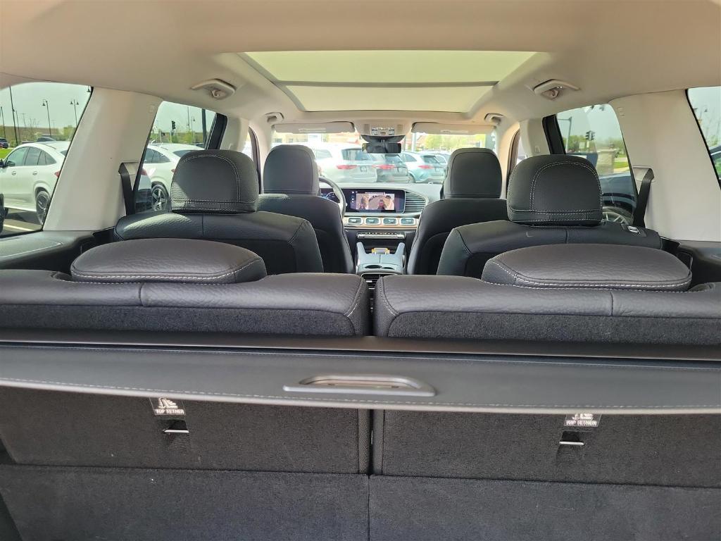 new 2025 Mercedes-Benz GLS 450 car, priced at $100,975
