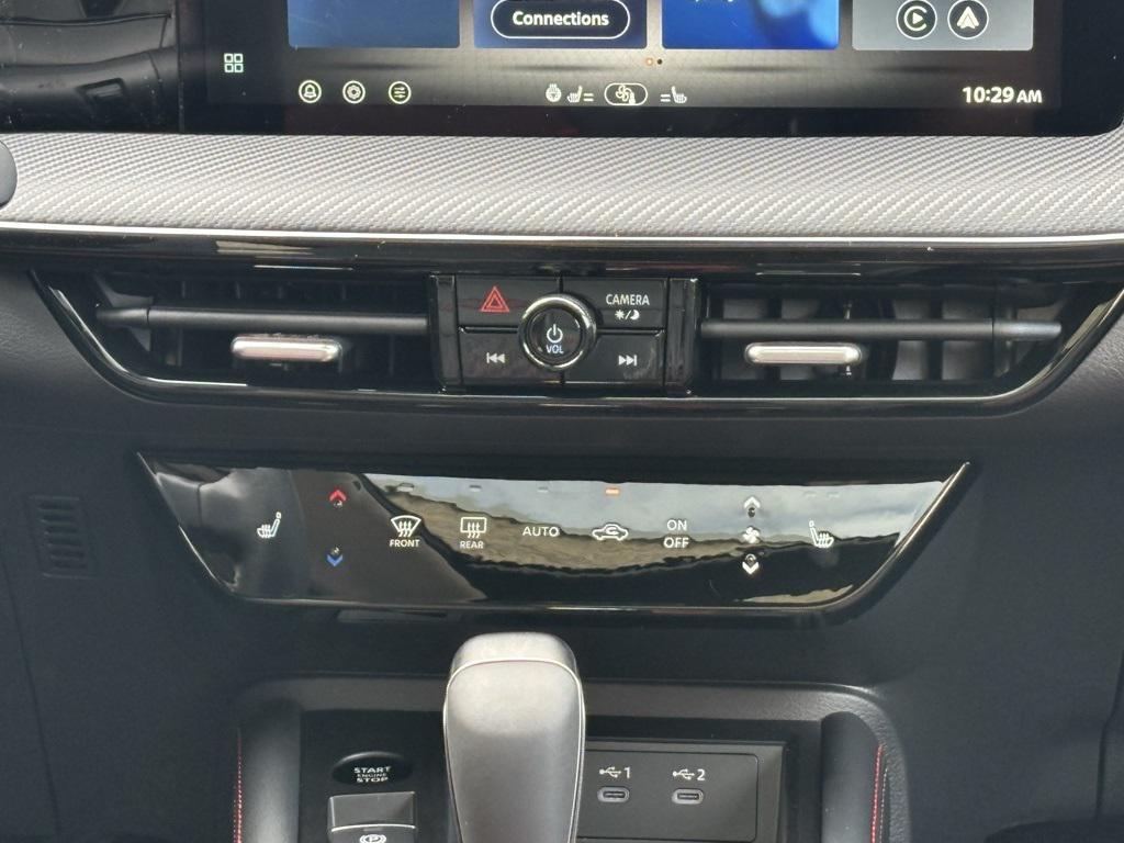 new 2026 Nissan Kicks car, priced at $31,574