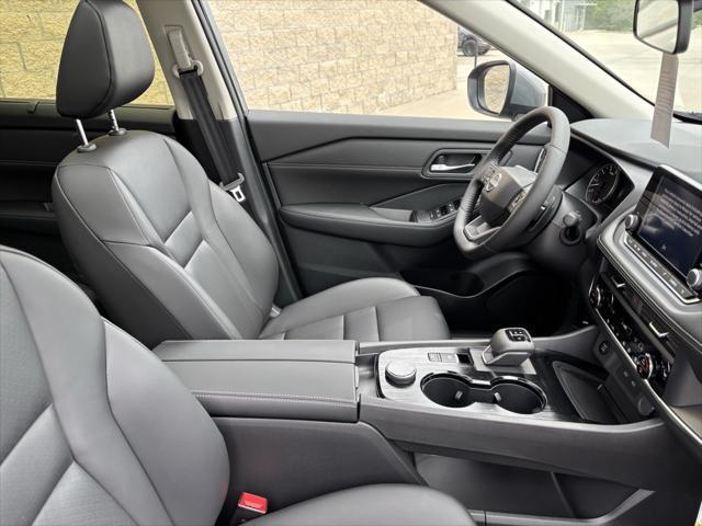 new 2025 Nissan Rogue car, priced at $33,905