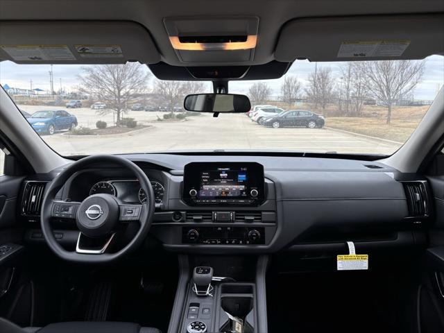 new 2025 Nissan Pathfinder car, priced at $37,402