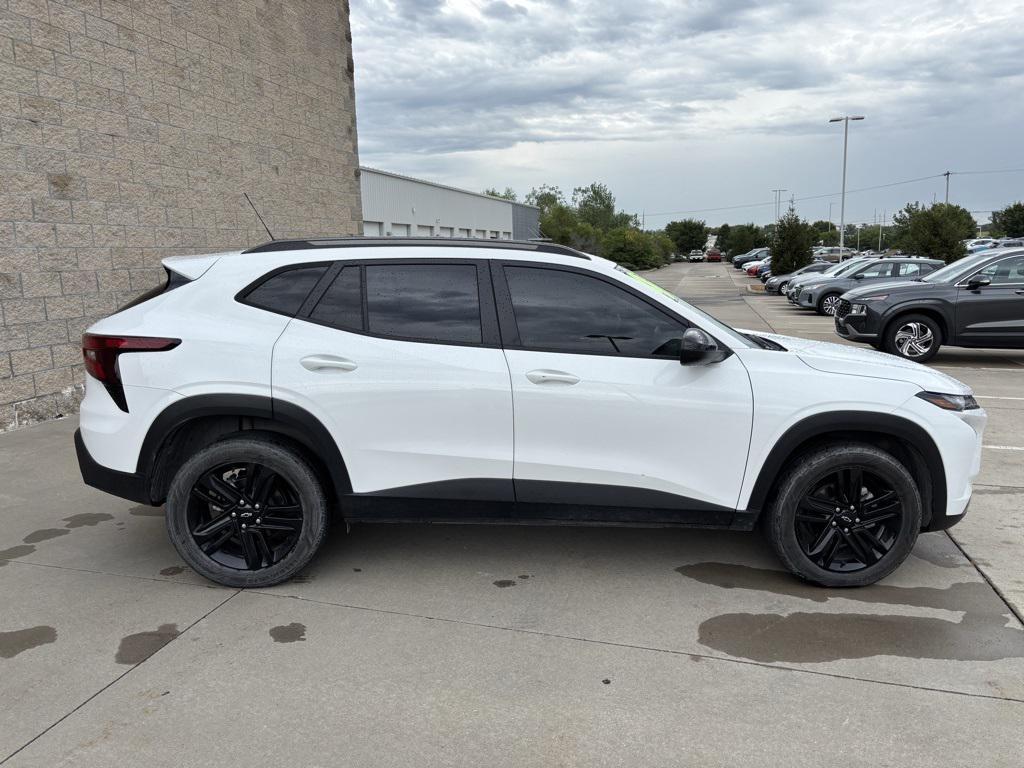 used 2024 Chevrolet Trax car, priced at $20,992