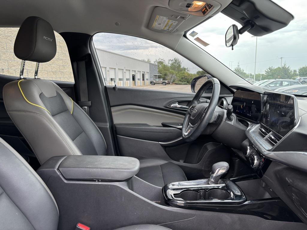 used 2024 Chevrolet Trax car, priced at $20,992
