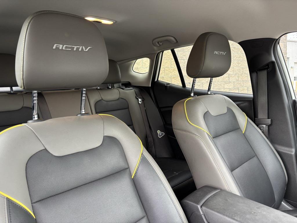 used 2024 Chevrolet Trax car, priced at $20,992