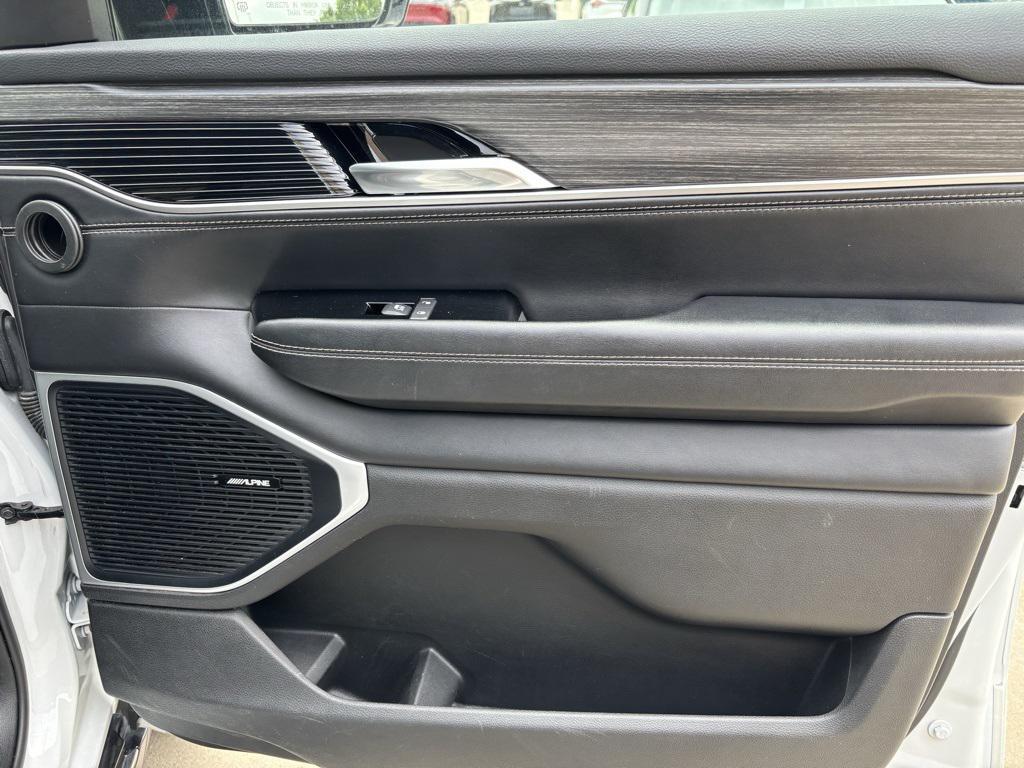 used 2023 Jeep Wagoneer L car, priced at $38,964