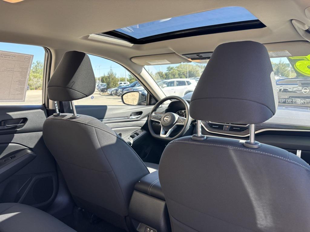 new 2025 Nissan Altima car, priced at $29,136