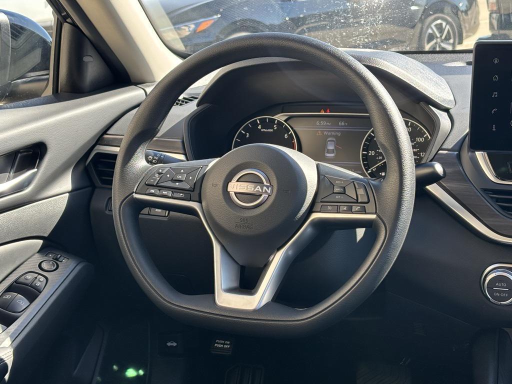 new 2025 Nissan Altima car, priced at $29,136