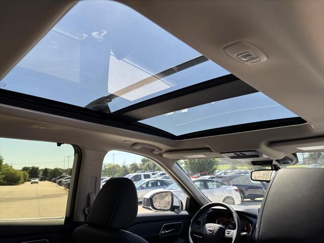 new 2025 Nissan Rogue car, priced at $40,505